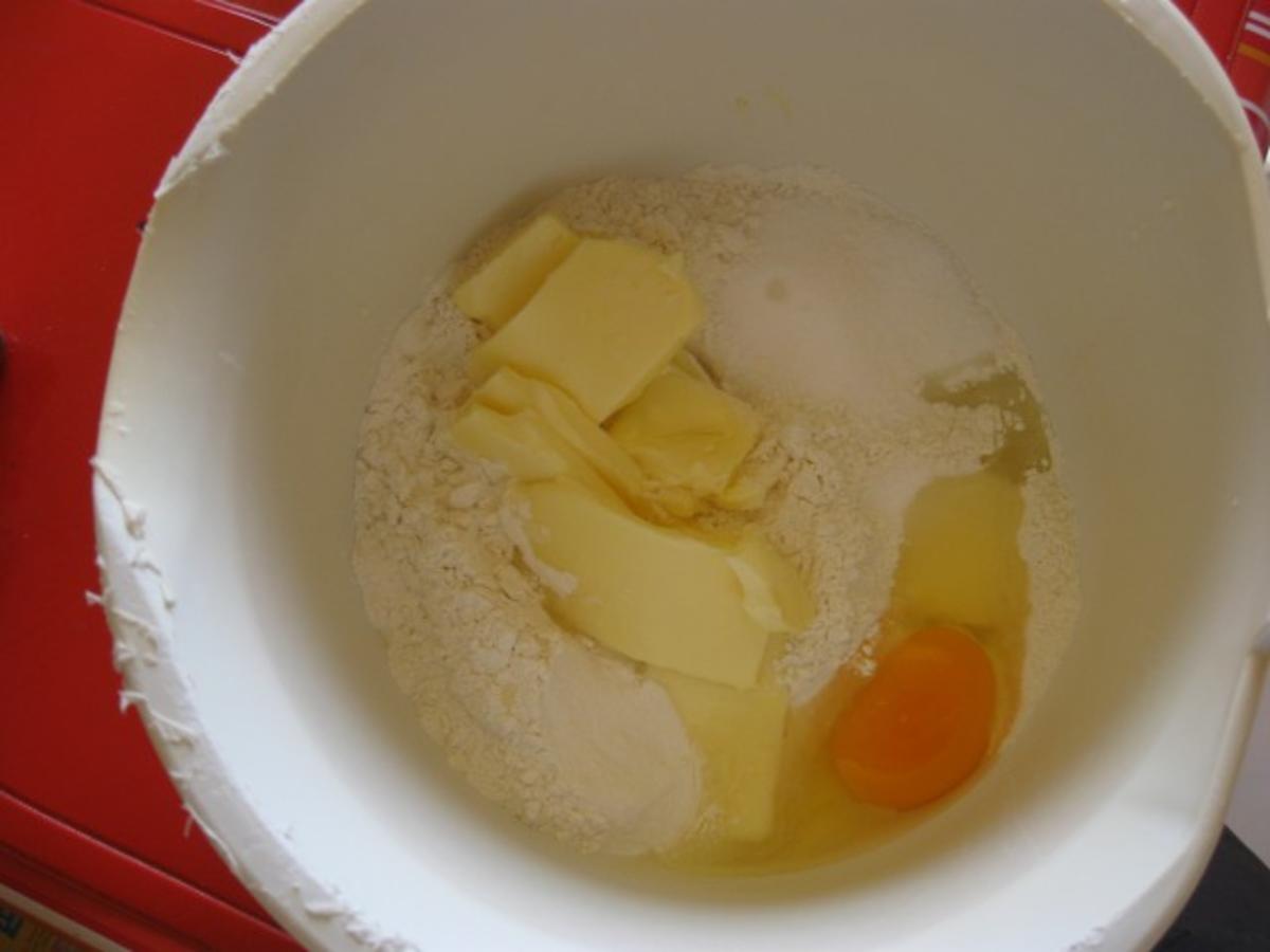 Streuselkuchen mit Vanillepudding - Rezept - Bild Nr. 4