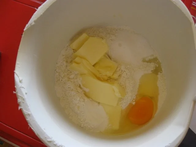 Rezept: Streuselkuchen mit Vanillepudding Bild Nr. 4 Streuselkuchen mit Vanillepudding - Rezept - Bild Nr. 4