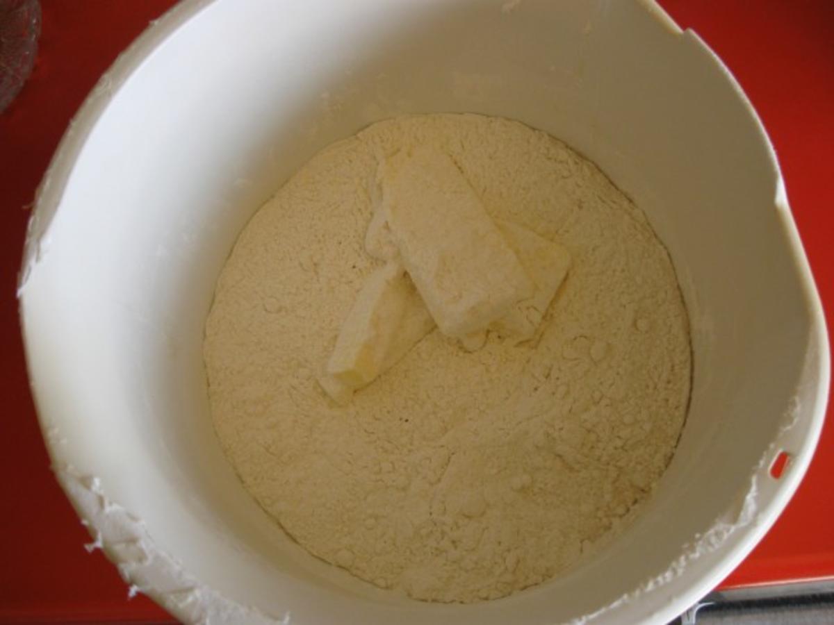 Streuselkuchen mit Vanillepudding - Rezept - Bild Nr. 6