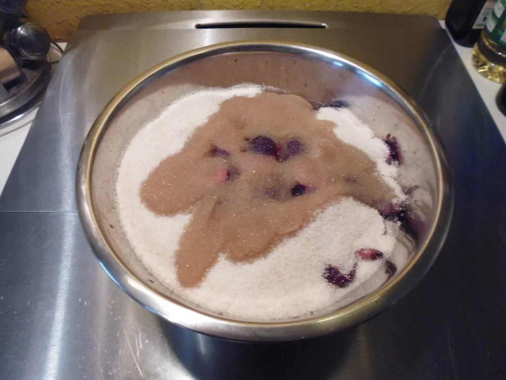 Kirsch-Amaretto-Nougat-Konfitüre - Rezept - Bild Nr. 5701