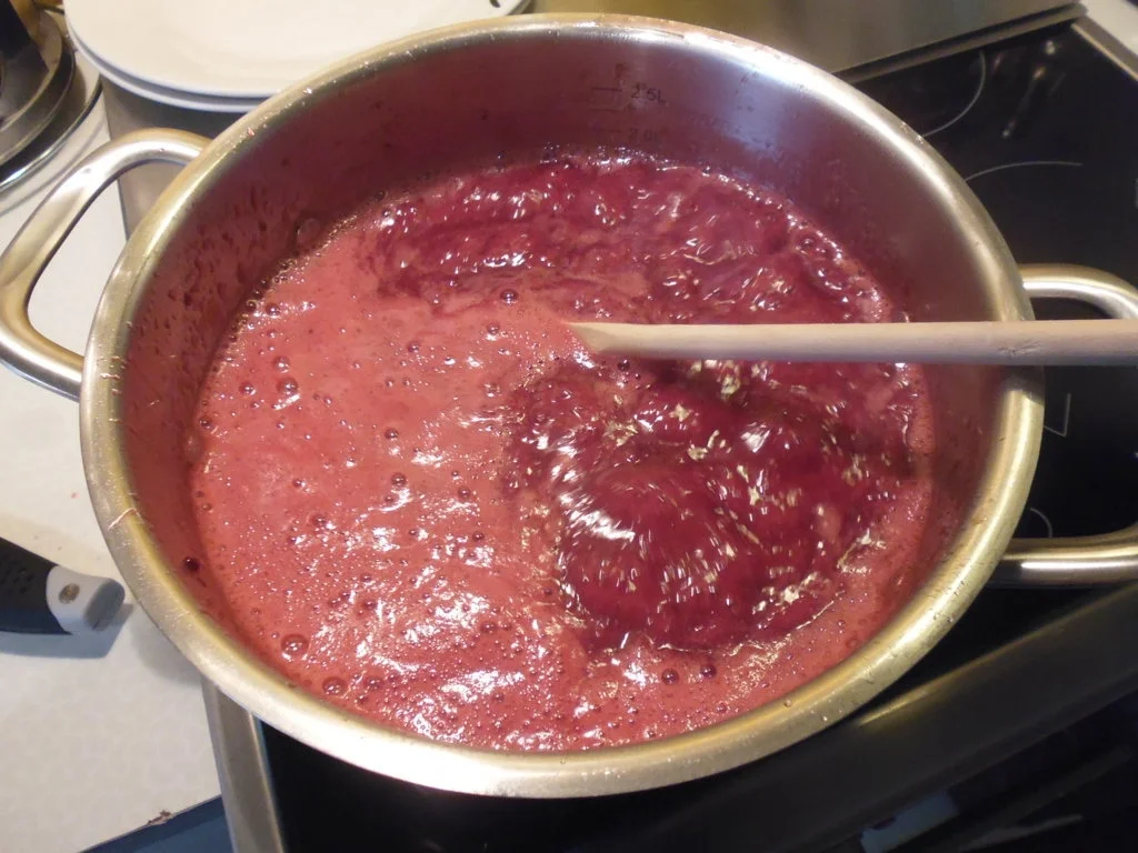 Kirsch-Amaretto-Nougat-Konfitüre - Rezept - Bild Nr. 5706