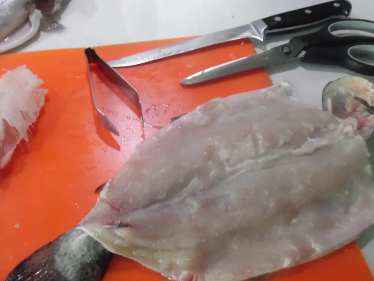 Gefüllte Forelle vom Grill mit Endivien-Salat - Rezept - Bild Nr. 7