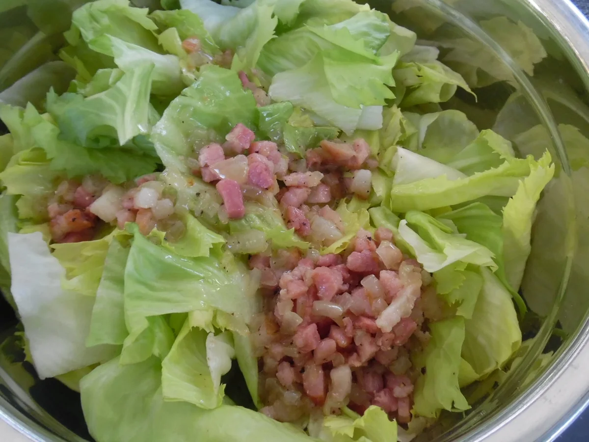 Gefüllte Forelle vom Grill mit Endivien-Salat - Rezept - Bild Nr. 5712