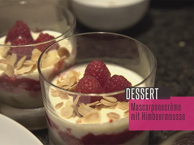 Mascarponecreme mit Himbeermousse im Glas - Rezept - Bild Nr. 2