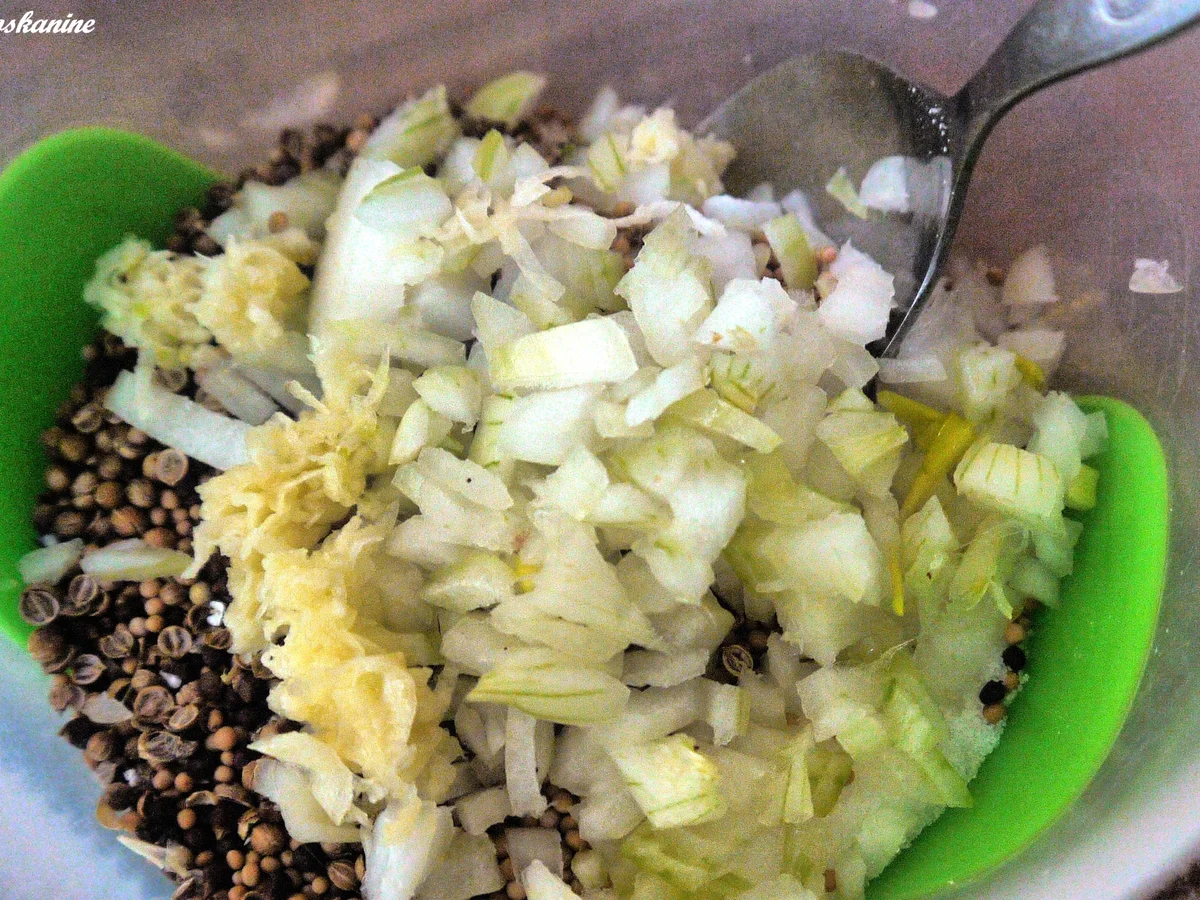 Rezept: Orientalische Schüttelgurken Bild Nr. 5710 Orientalische Schüttelgurken - Rezept - Bild Nr. 5710