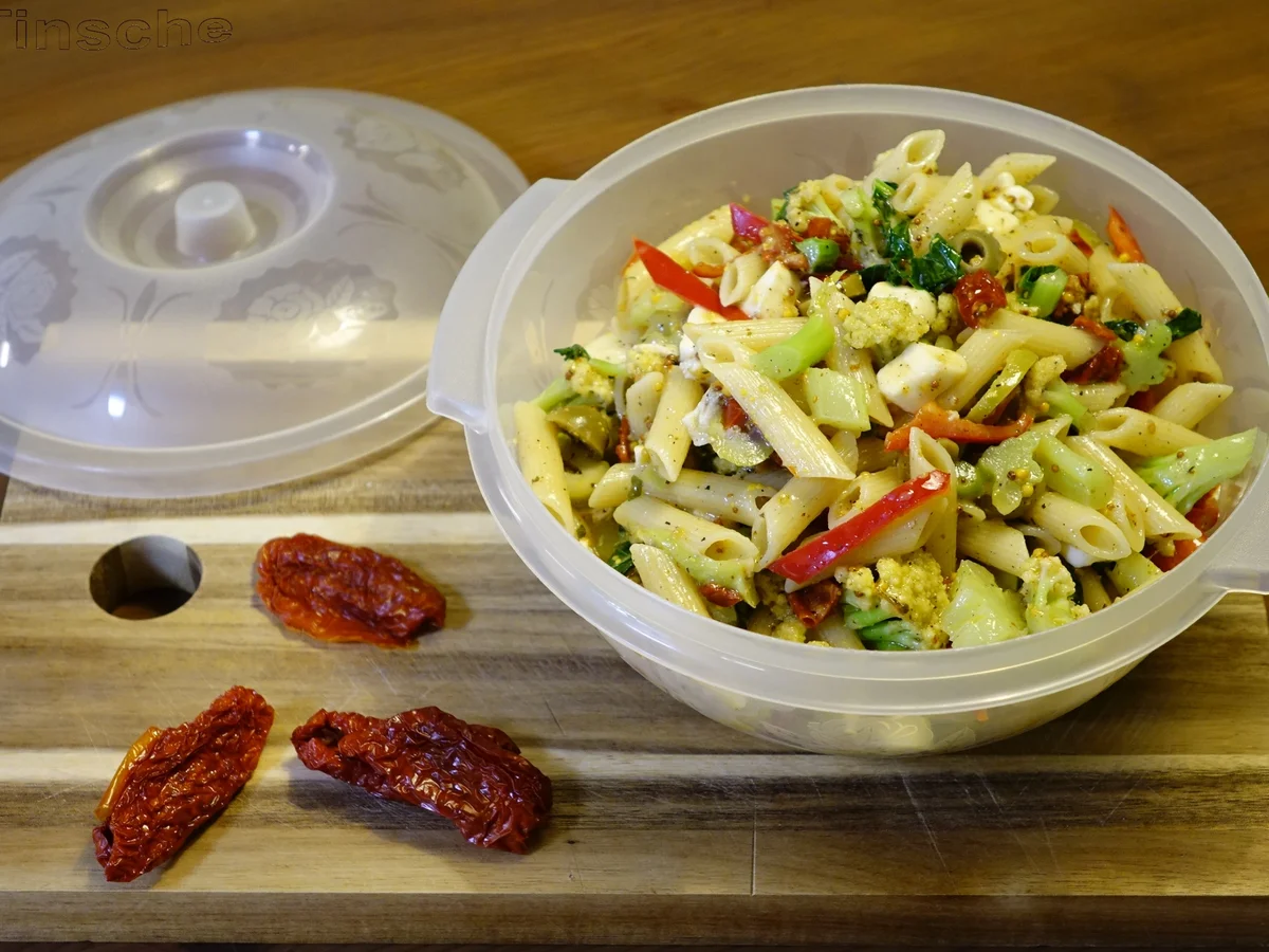 Mediterraner Blumenkohl-Nudelsalat - Rezept - Bild Nr. 5721