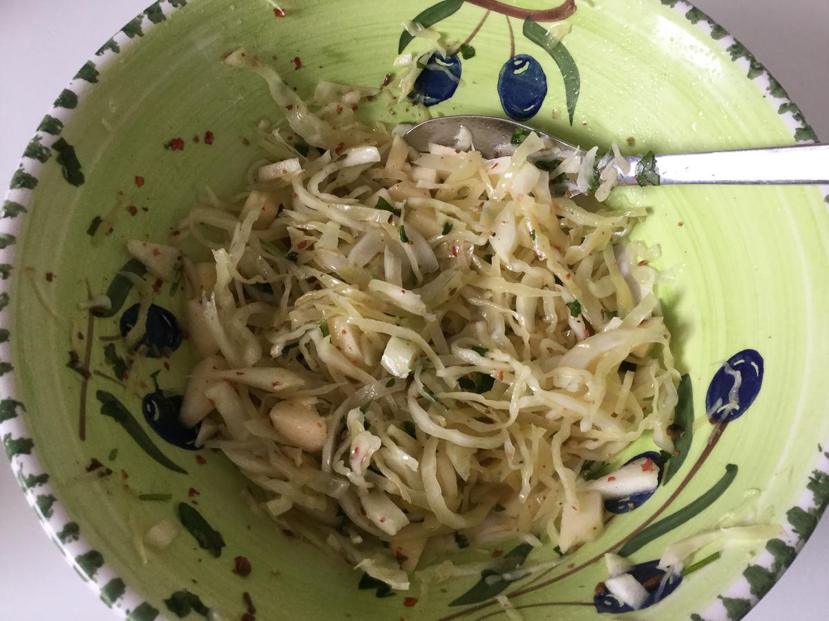 Weißkohlsalat mit Apfel - Rezept - Bild Nr. 5709