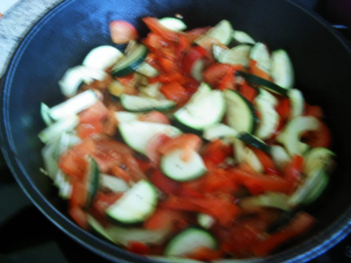 Rezept: Hähnchen-Gemüsepfanne Bild Nr. 5713 Hähnchen-Gemüsepfanne - Rezept - Bild Nr. 5713