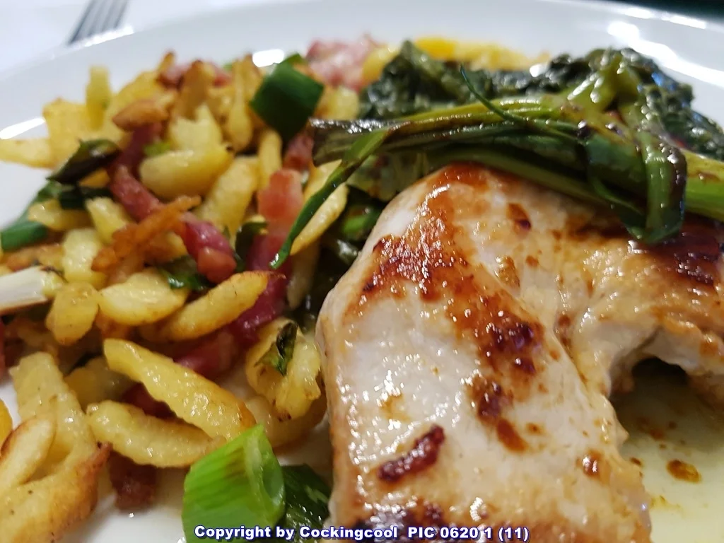 Rezept: Putenfilet Spinat Spätzle à la Biggi Bild Nr. 5725 Putenfilet Spinat Spätzle à la Biggi - Rezept - Bild Nr. 5725