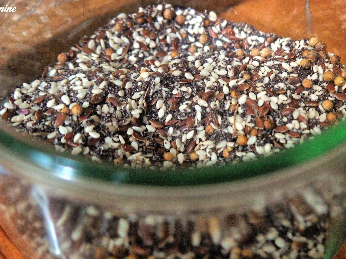 Rezept: 4-Saaten-Brot Bild Nr. 5723 4-Saaten-Brot - Rezept - Bild Nr. 5723