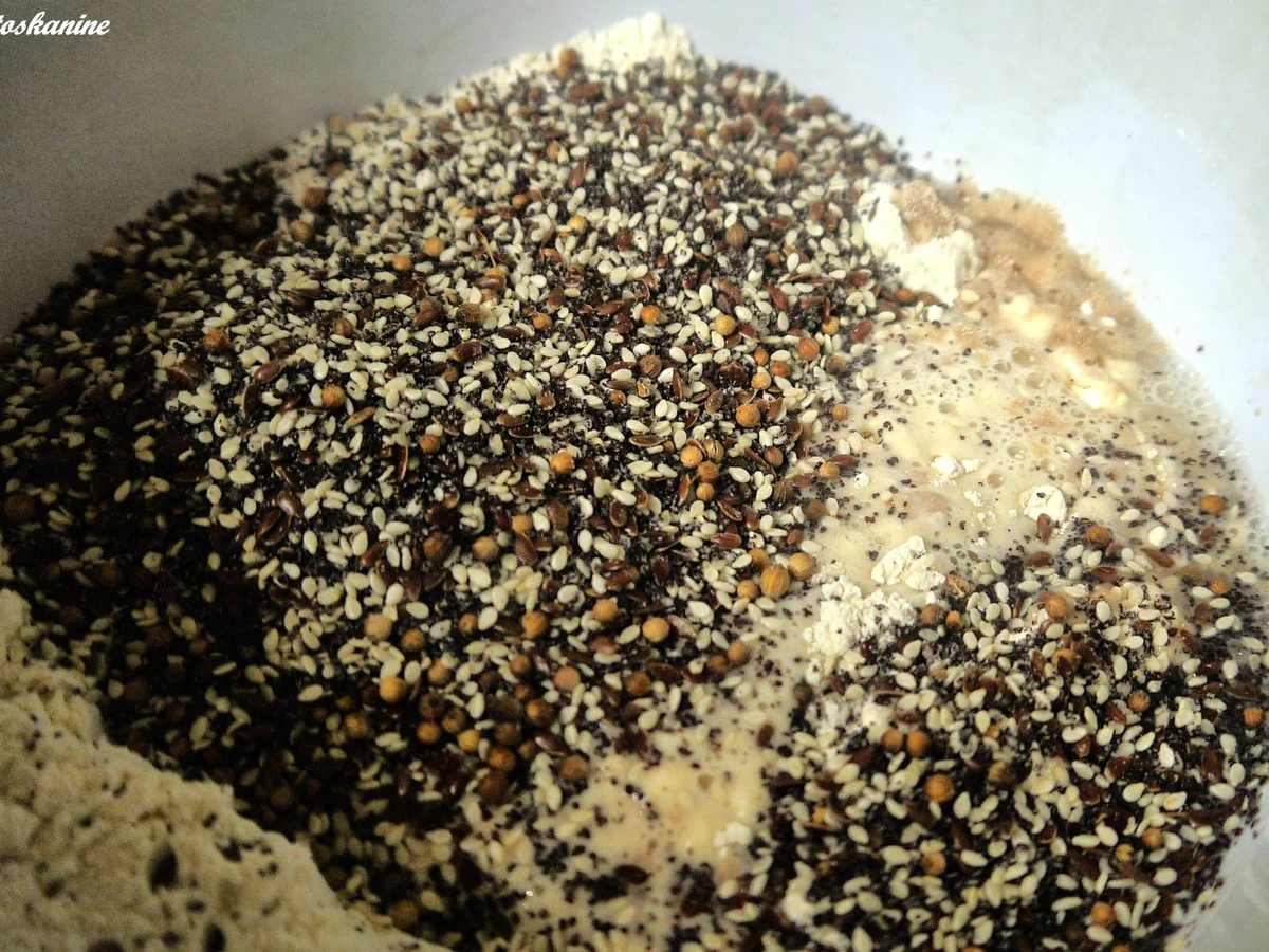 Rezept: 4-Saaten-Brot Bild Nr. 5725 4-Saaten-Brot - Rezept - Bild Nr. 5725