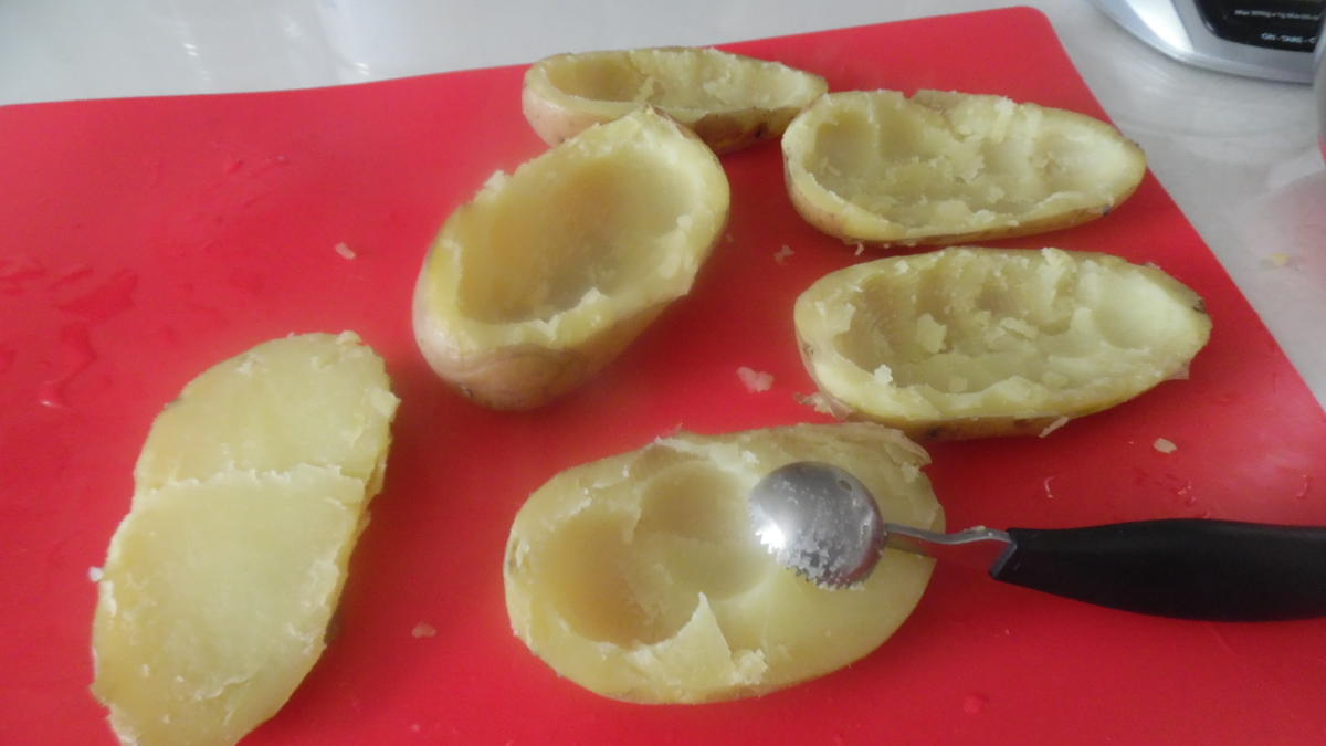Chicken Potatoes mit Paprika-Rahm-Dip - Rezept - Bild Nr. 5731
