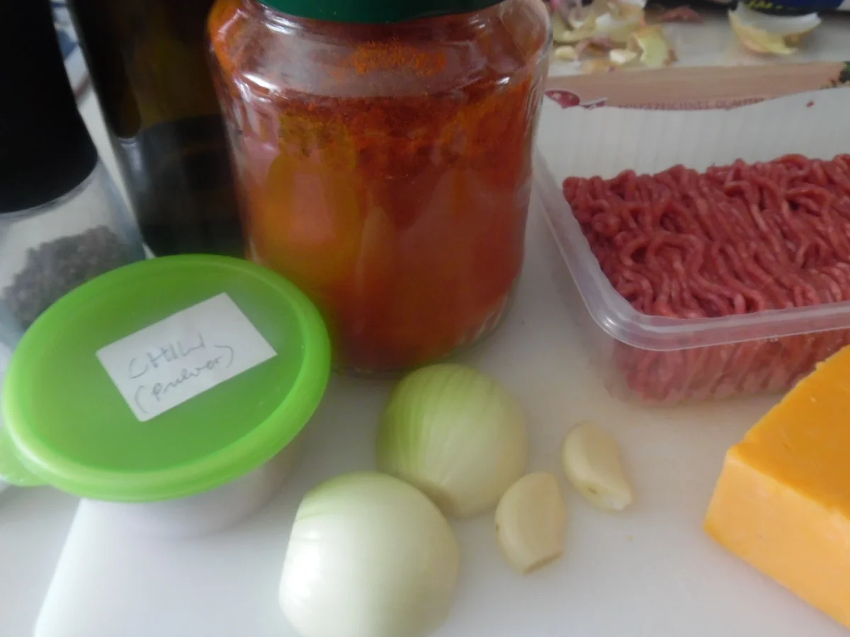 Rezept: Tortilla-Chips mit Hackfleisch, Käse und Schmand-Dip Bild Nr. 6 Tortilla-Chips mit Hackfleisch, Käse und Schmand-Dip - Rezept - Bild Nr. 6