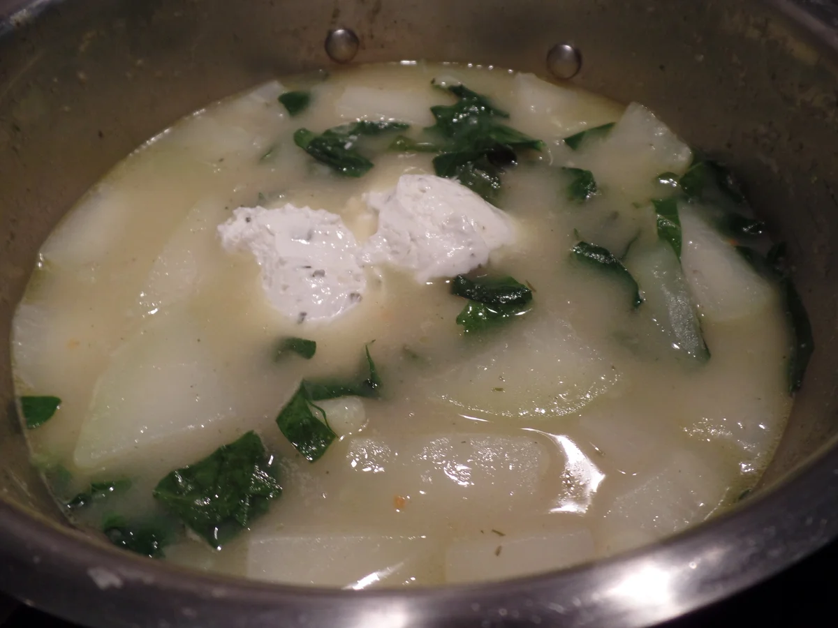 Rezept: Kohlrabisüppchen Bild Nr. 5727 Kohlrabisüppchen - Rezept - Bild Nr. 5727