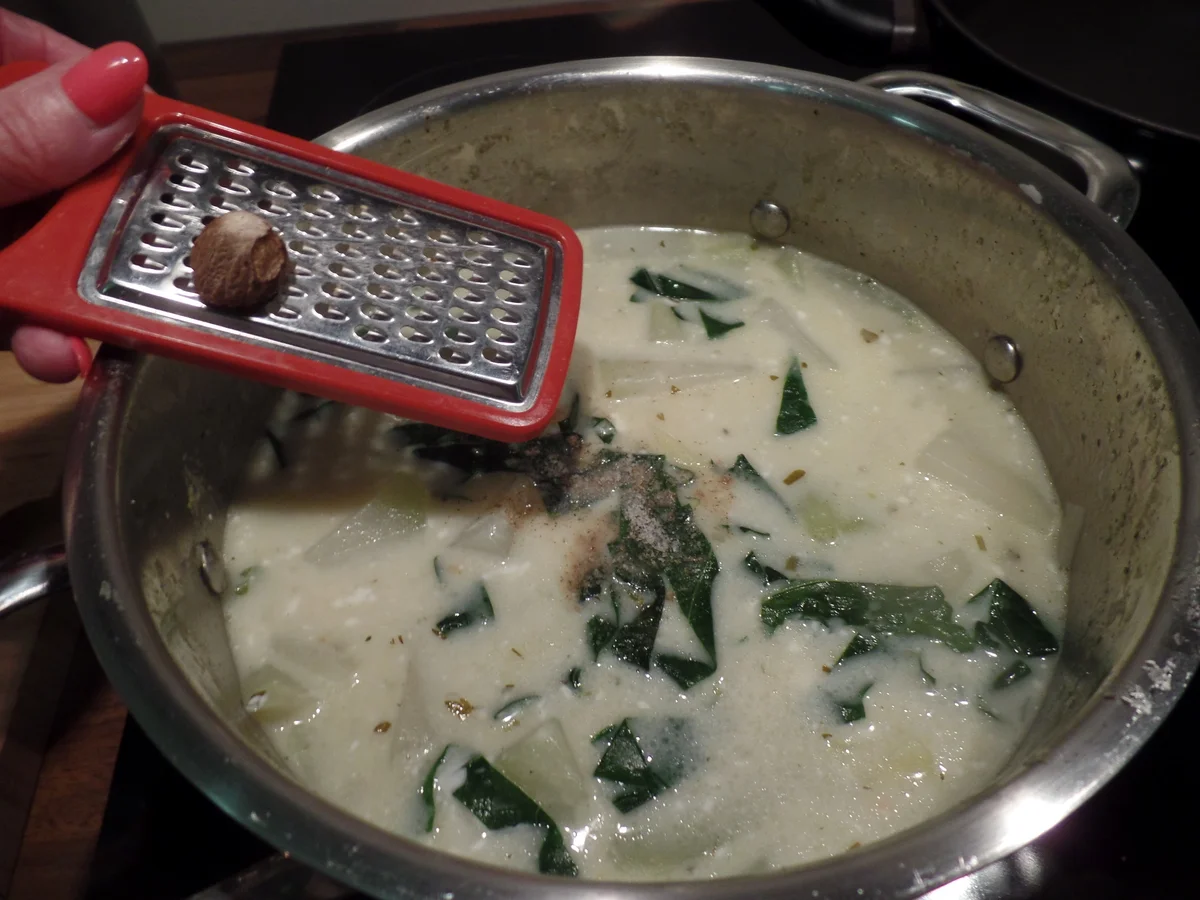 Rezept: Kohlrabisüppchen Bild Nr. 5732 Kohlrabisüppchen - Rezept - Bild Nr. 5732