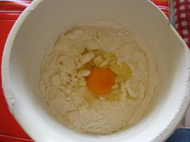 Rhabarberkuchen mit Mascarpone - Rezept - kochbar.de