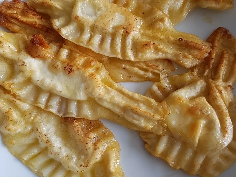 Ravioli gefüllt mit Rote Bete Meerettichcreme - Rezept - Bild Nr. 5748