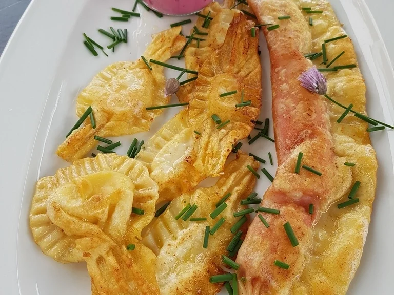 Ravioli gefüllt mit Rote Bete Meerettichcreme - Rezept - Bild Nr. 5751