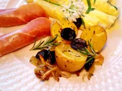 Rezept: Ofen-Kartoffeln mit Rosmarin und Zwiebeln Bild Nr. 5756 Ofen-Kartoffeln mit Rosmarin und Zwiebeln - Rezept - Bild Nr. 5756