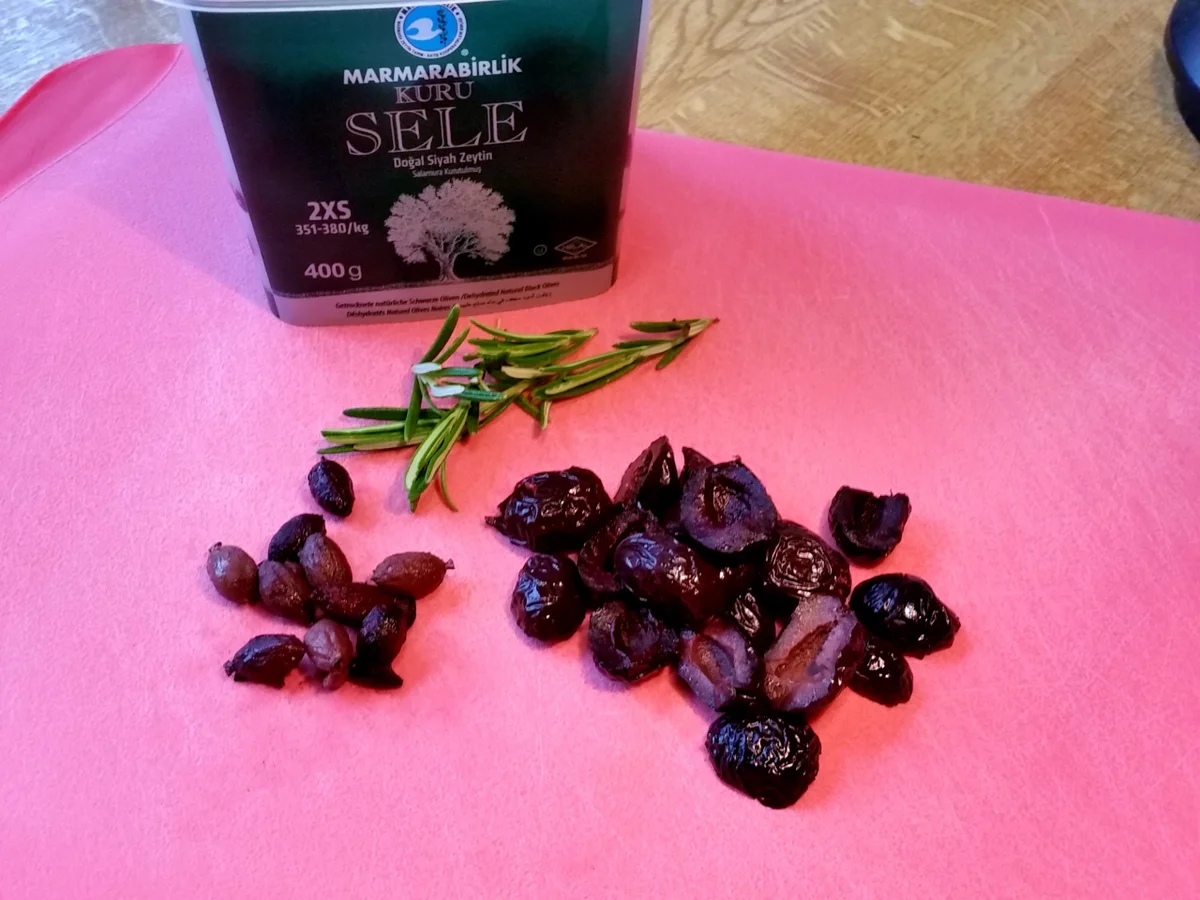 Ofen-Kartoffeln mit Rosmarin und Zwiebeln - Rezept - Bild Nr. 5762