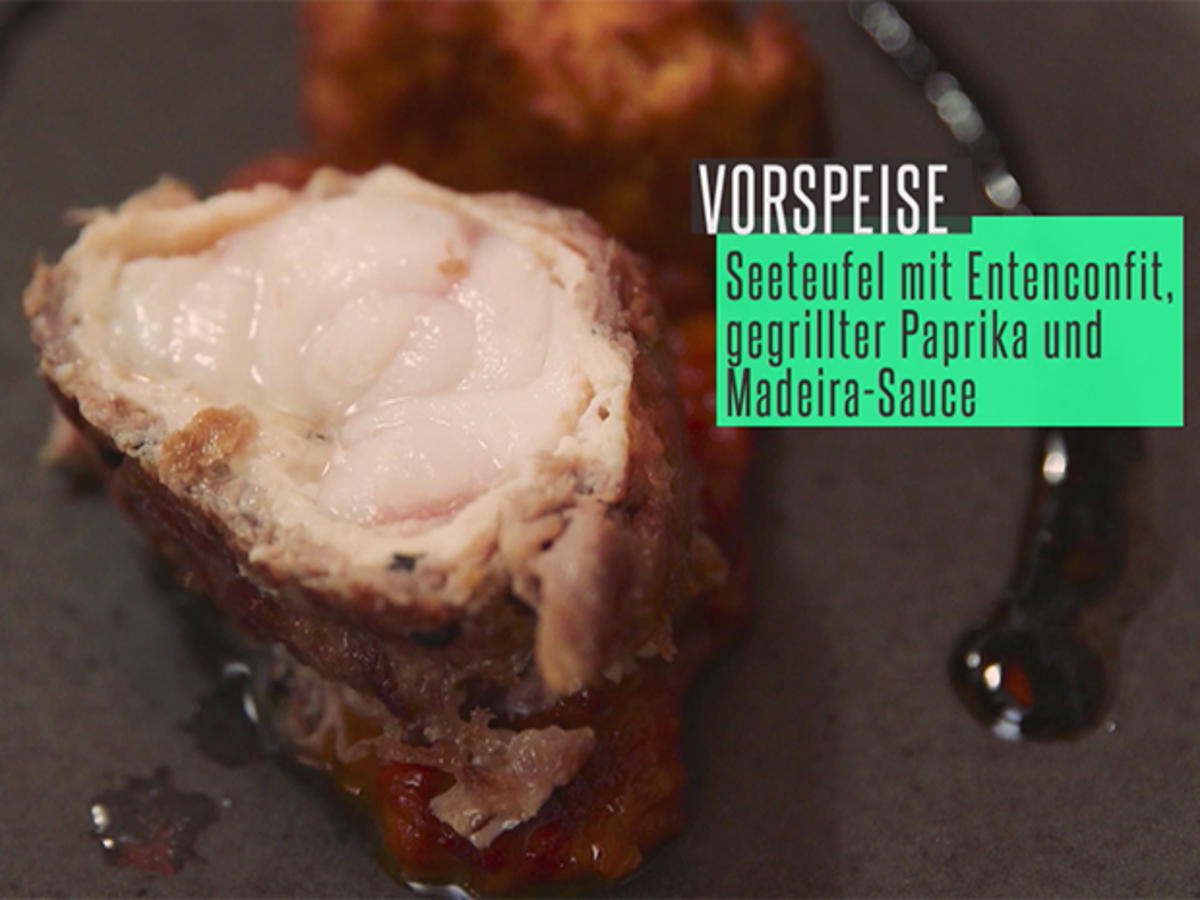 Seeteufel im Entenconfit mit roter und gelber Paprika, Knoblauchpüree,
frittierte Avocado - Rezept By Das perfekte Dinner