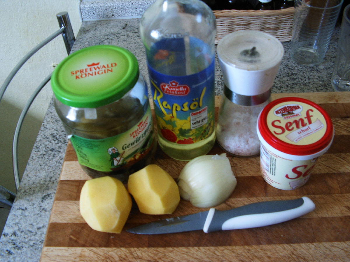 Kartoffelsalat mit Gewürzgurke - Rezept - Bild Nr. 5760