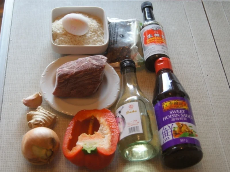 Rindfleisch Szechuan Art mit gebratenen Eier-Reis - Rezept - Bild Nr. 5760