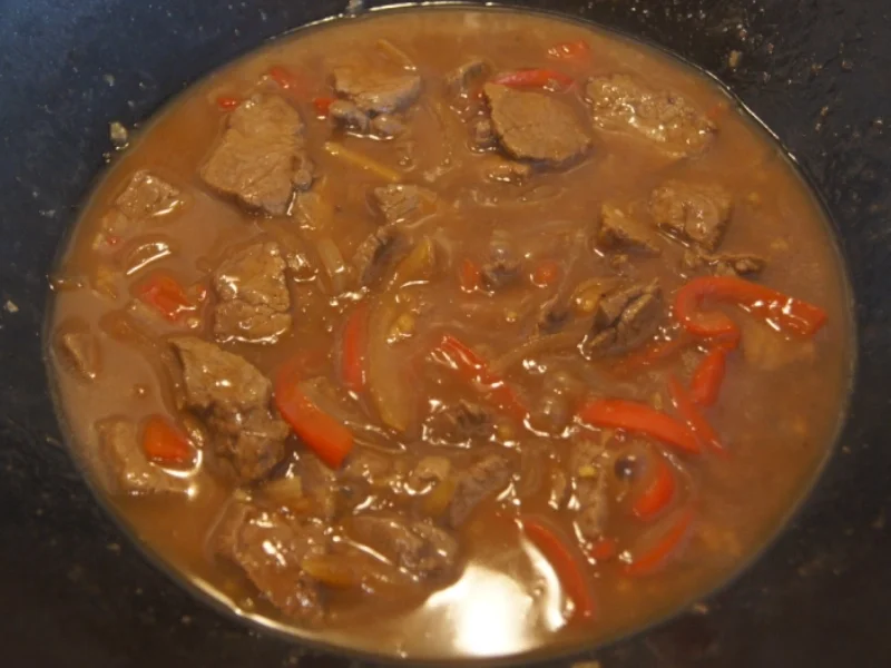 Rindfleisch Szechuan Art mit gebratenen Eier-Reis - Rezept - Bild Nr. 5771