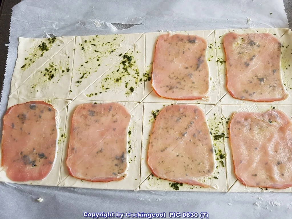 Blätterteig (herzhaft) auf einem Teller zu zweit geniessen - Rezept - Bild Nr. 5780