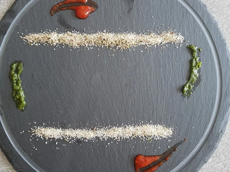 Blätterteig (herzhaft) auf einem Teller zu zweit geniessen - Rezept - Bild Nr. 5784