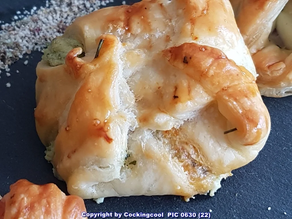 Blätterteig (herzhaft) auf einem Teller zu zweit geniessen - Rezept - Bild Nr. 5790