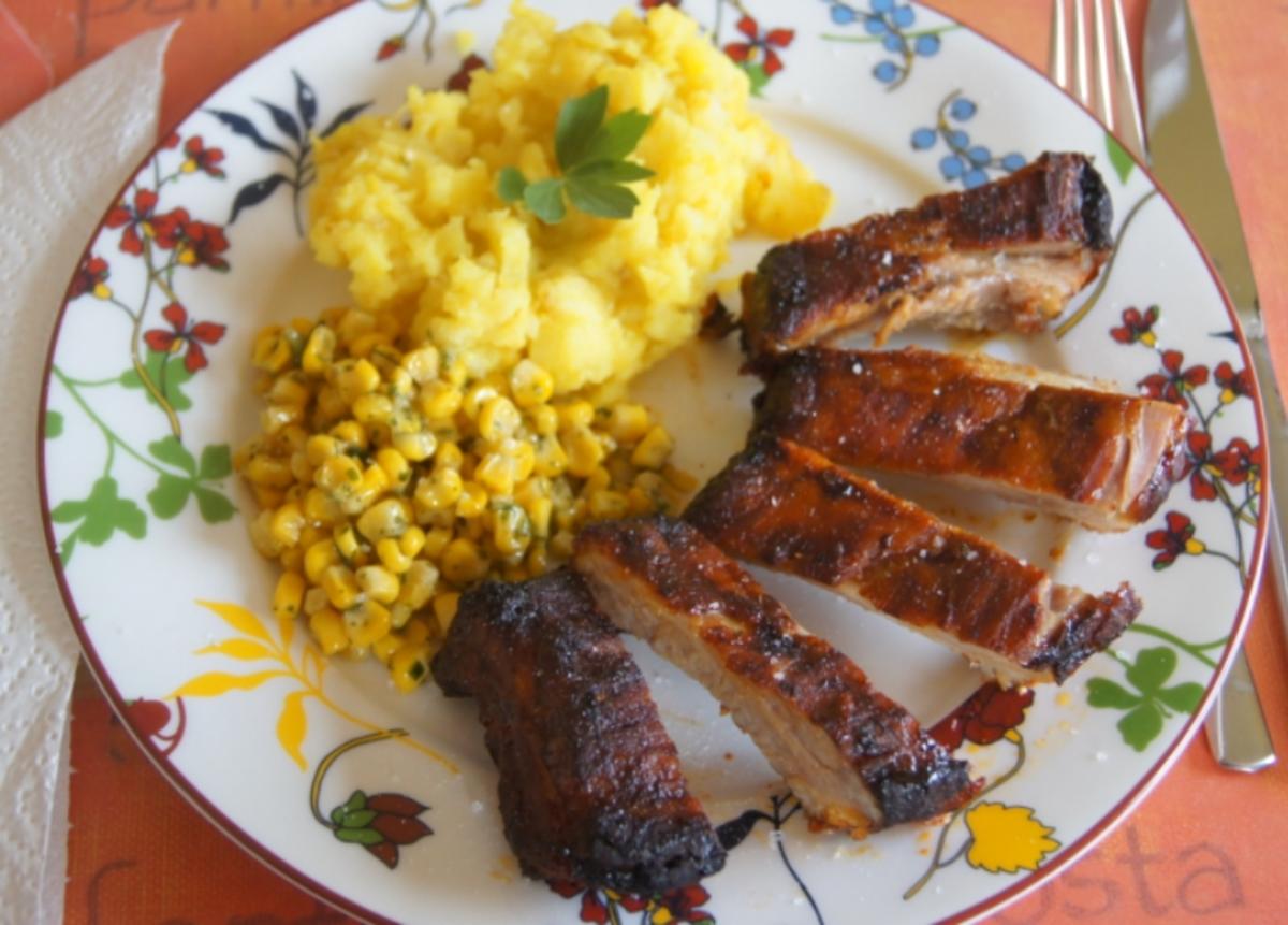 Bilder für Spare Ribs mit Gemüsemais und Sellerie-Kartoffelstampf - Rezept