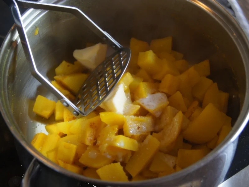 Rezept: Spare Ribs mit Gemüsemais und Sellerie-Kartoffelstampf Bild Nr. 5789 Spare Ribs mit Gemüsemais und Sellerie-Kartoffelstampf - Rezept - Bild Nr. 5789