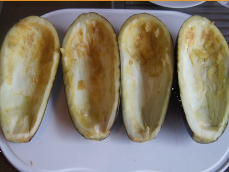 Auberginen gefüllt - Rezept - Bild Nr. 5787