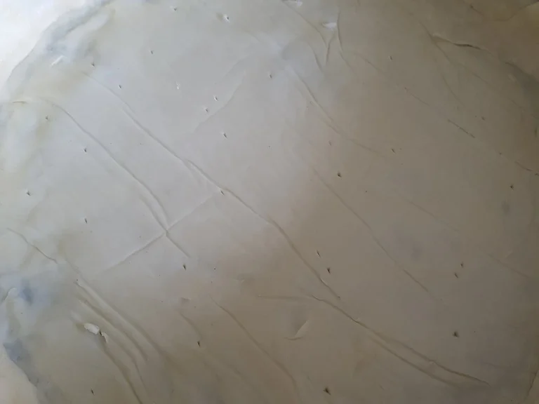 Rezept: Heidelbeer Baiser Haubentorte mit "Mürbeteig Grundrezept" Bild Nr. 5787 Heidelbeer Baiser Haubentorte mit "Mürbeteig Grundrezept" - Rezept - Bild Nr. 5787