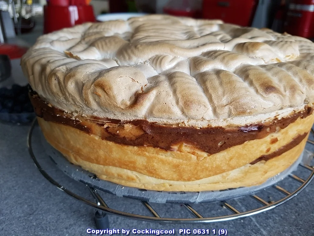 Rezept: Heidelbeer Baiser Haubentorte mit "Mürbeteig Grundrezept" Bild Nr. 5797 Heidelbeer Baiser Haubentorte mit "Mürbeteig Grundrezept" - Rezept - Bild Nr. 5797
