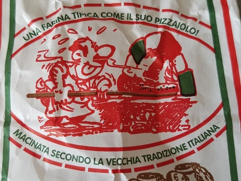 Pizza vom Blech und richtig HOT - Rezept - Bild Nr. 5799