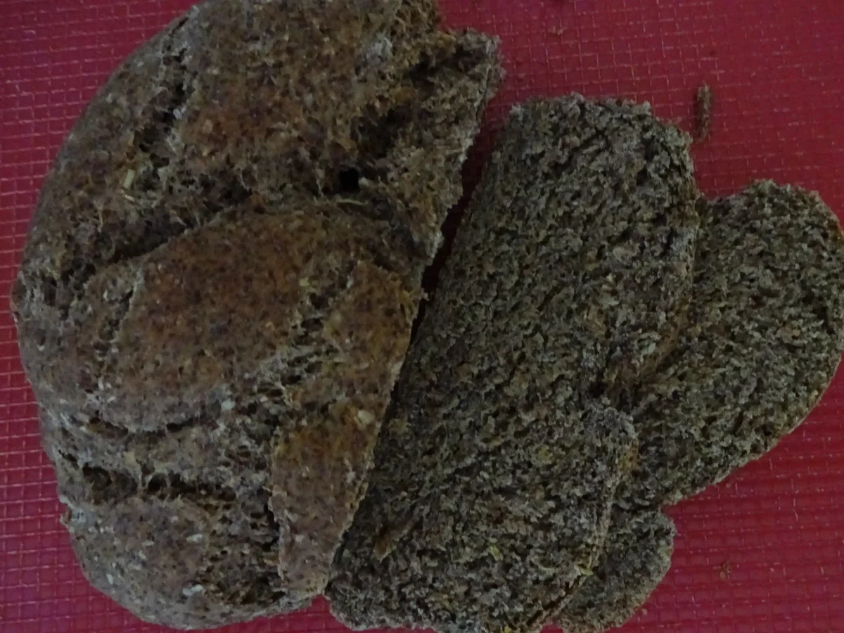 Rezept: Brot/Brötchen: Dinkel-Kräuterbrot mit Leinsamen Bild Nr. 5808 Brot/Brötchen: Dinkel-Kräuterbrot mit Leinsamen - Rezept - Bild Nr. 5808