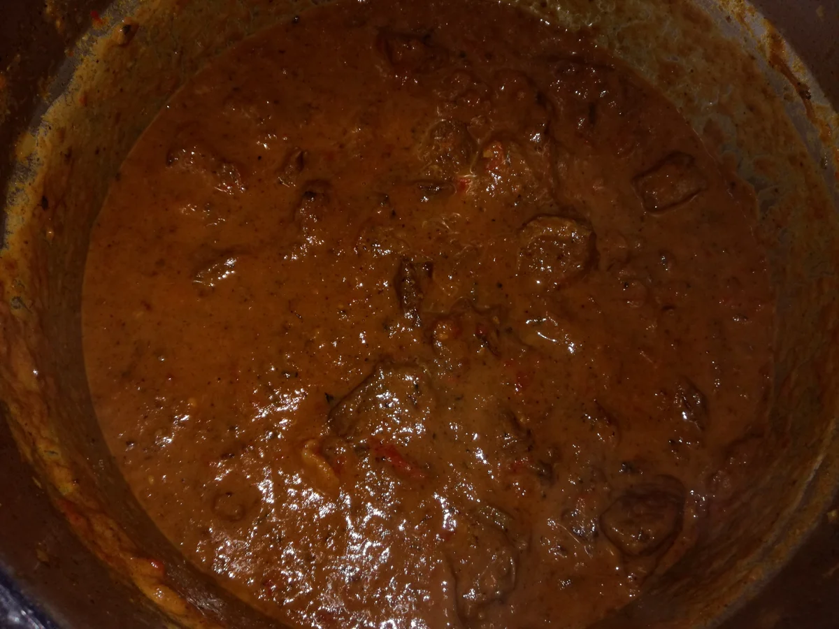 Rindergulasch (natur) -ungarische Variante- - Rezept - Bild Nr. 5820