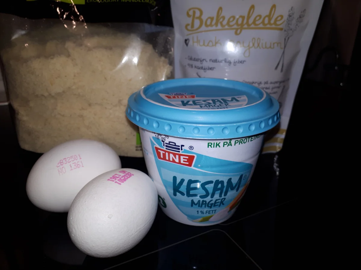 Rezept: BiNe` S LEINSAMENBRÖTCHEN Bild Nr. 5812 BiNe` S LEINSAMENBRÖTCHEN - Rezept - Bild Nr. 5812