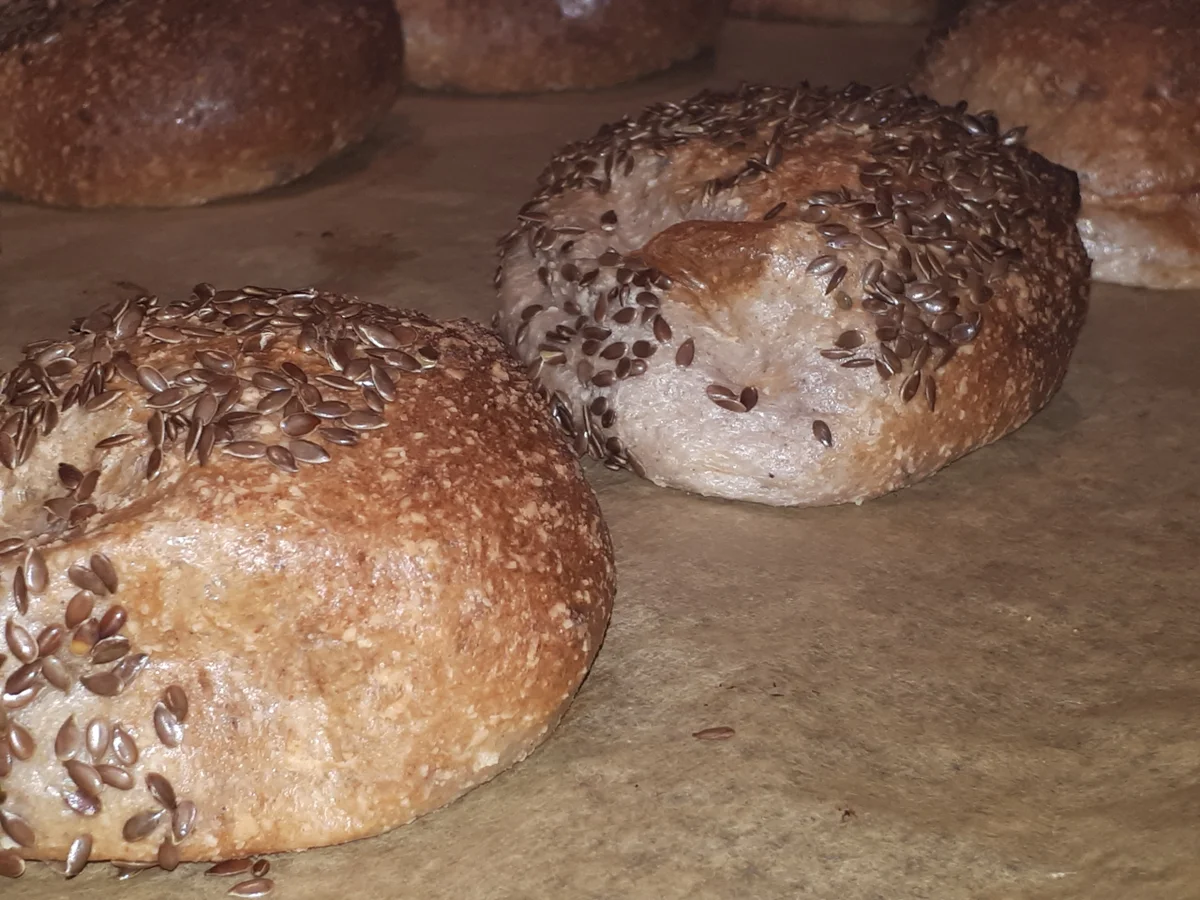 Rezept: BiNe` S LEINSAMENBRÖTCHEN Bild Nr. 5812 BiNe` S LEINSAMENBRÖTCHEN - Rezept - Bild Nr. 5812