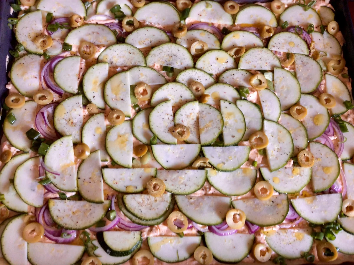 Zuccini-Feta-Pizza - Rezept - Bild Nr. 5813