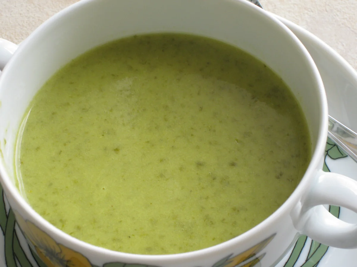 Rezept: Bärlauchcreme-Suppe Bild Nr. 5813 Bärlauchcreme-Suppe - Rezept - Bild Nr. 5813