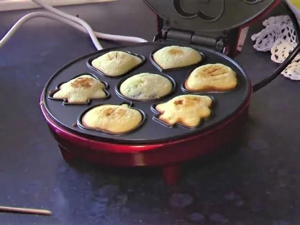 Rezept: Cookies mit dem Cookie-Maker Bild Nr. 2 Cookies mit dem Cookie-Maker - Rezept - Bild Nr. 2