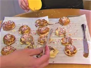 Rezept: Mini-Donuts mit Donut-Maker Bild Nr. 2 Mini-Donuts mit Donut-Maker - Rezept - Bild Nr. 2