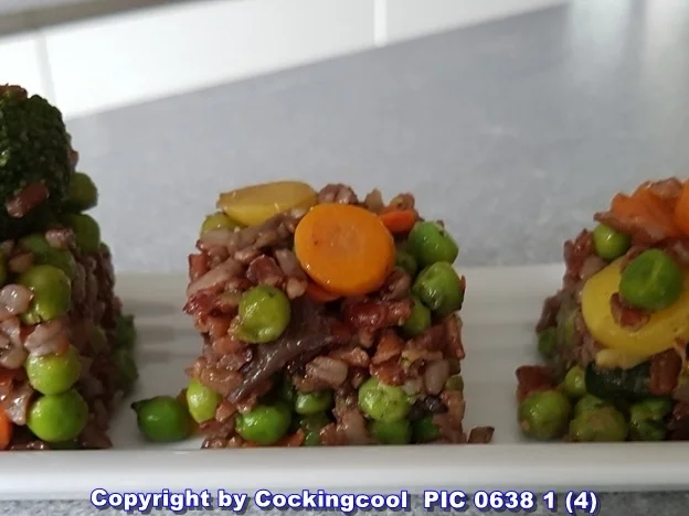 Rezept: Gebratener roter Reis mit Gemüse Bild Nr. 5826 Gebratener roter Reis mit Gemüse - Rezept - Bild Nr. 5826