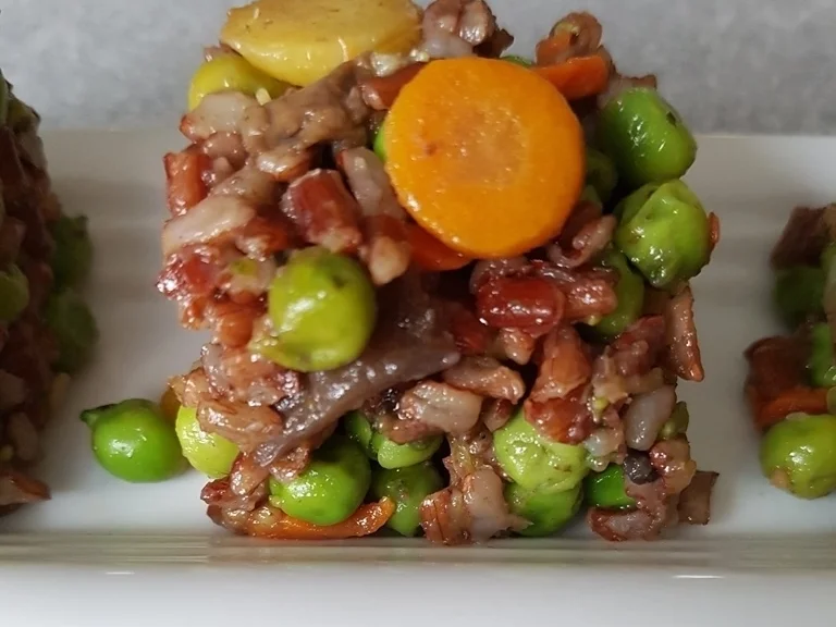 Rezept: Gebratener roter Reis mit Gemüse Bild Nr. 5829 Gebratener roter Reis mit Gemüse - Rezept - Bild Nr. 5829