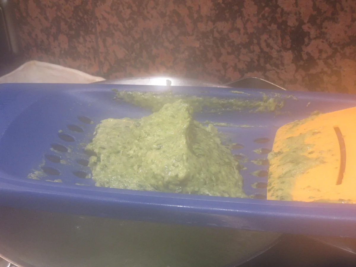 Pasta: Kartoffel-Spinat-Spätzle auf Steinpilzschaum - Rezept - Bild Nr. 5826