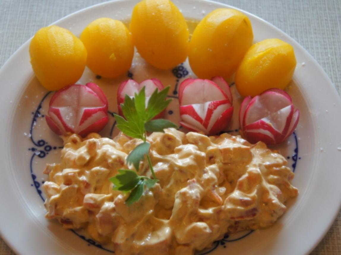 Kartoffeln mit Paprika Curry Quark und Radieschen - einfach - von MausVoh