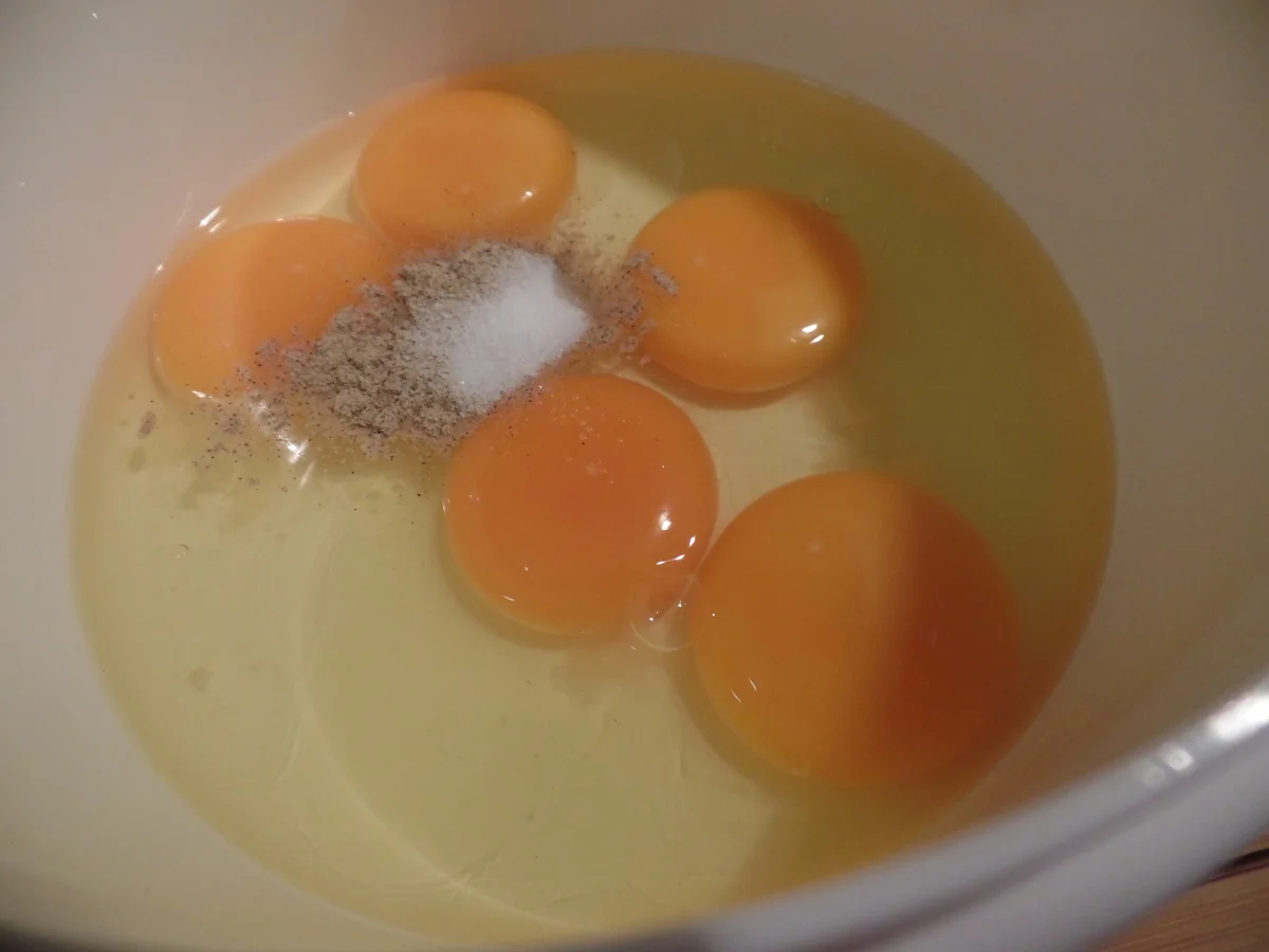 Omelett mit Ricotta und Minze - Rezept - Bild Nr. 5830